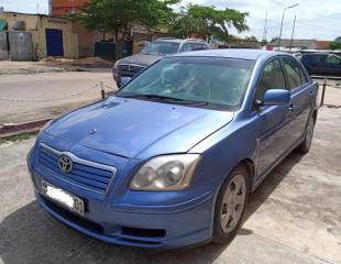 Toyota Avensus a 3500 $